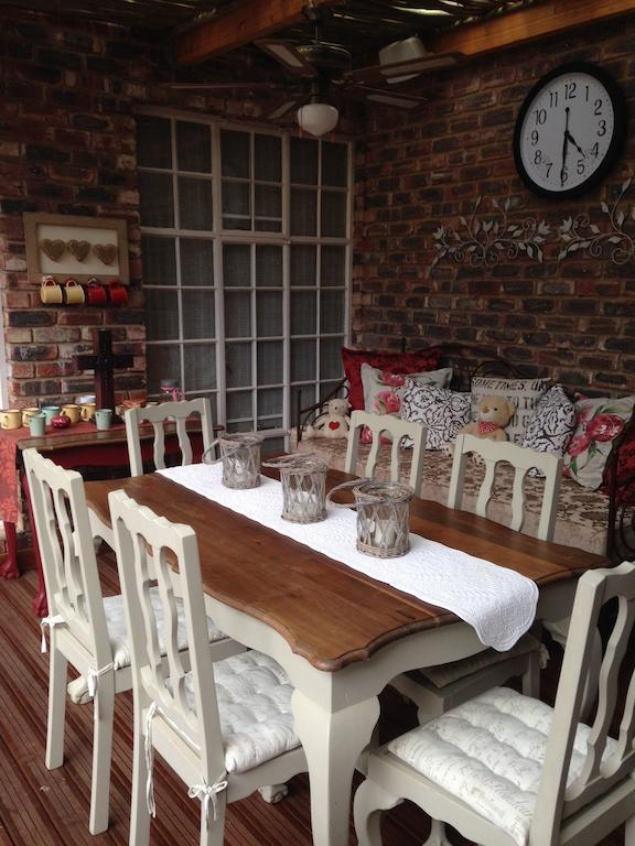 Anne's Place Potchefstroom Extérieur photo